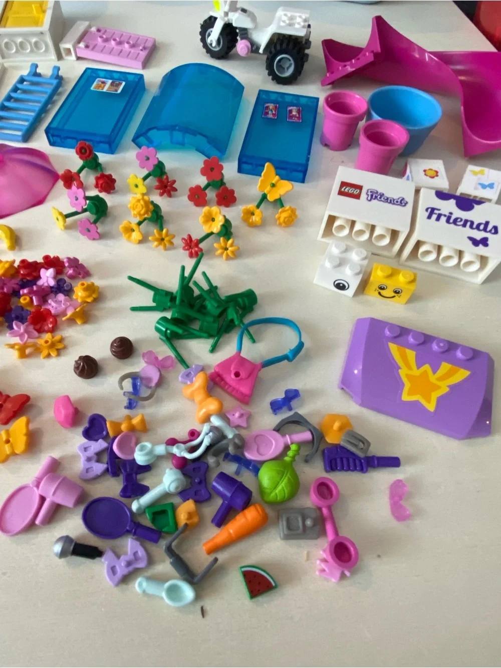 Lego Friends Mixed Bundle- lots of Accessories & branded pieces- Appx 1.1 lbs